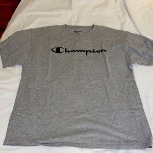 Champion adult L short sleeve tshirt